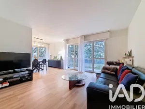 Apartment in Brunoy (91800)