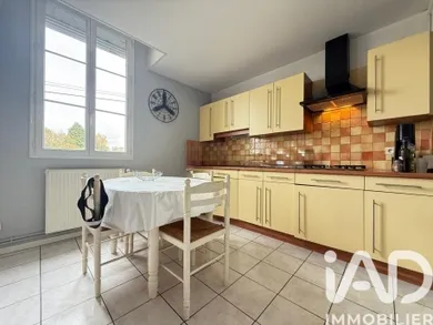 Apartment in Paray-le-Monial (71600)