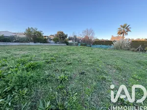 Terrain à bâtir à Antibes (06600)