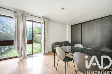 Studio in Jouy-en-Josas (78350)