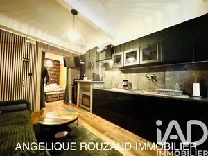 Apartment in Hyères (83400)