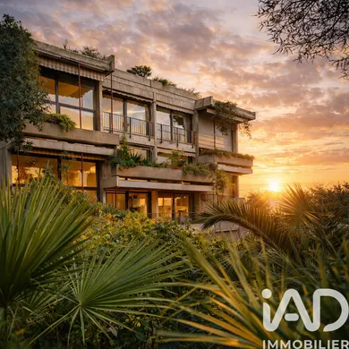 Apartment in Toulon (83000)