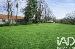 Building plot in Saint-Bonnet-de-Mure (69720)