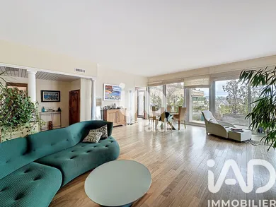 Apartment in Marseille (13007)