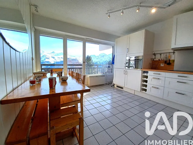 Appartement 4 pièces 62 m² · à Auris · 62 m² · 286 000 €