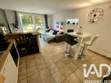 Apartment in Marcoussis (91460)