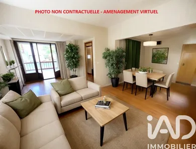 House in Jouy-en-Josas (78350)