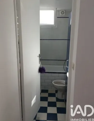 Apartment in Montreuil (93100)