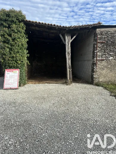 House in La Regrippière (44330)