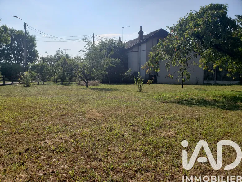 Terrain 650 m² · à Connerré · 650 m² · 37 900 €