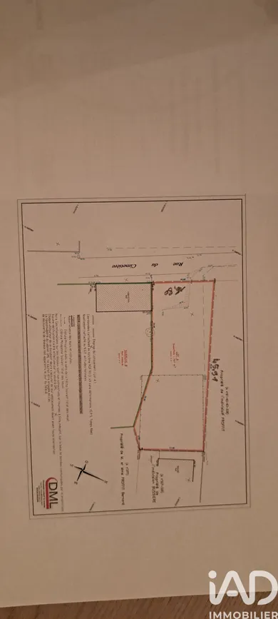 Terrain à bâtir à Le Plessis-aux-Bois (77165)