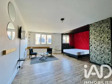 Apartment in Bordeaux (33800)