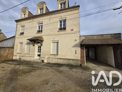 Building in Nointel (60840)