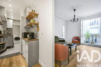 Apartment in Paris (75017)