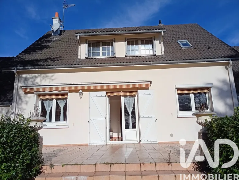 Maison 4 pièces 139 m² · à Villefranche-sur-Cher · 139 m² · 173 000 €