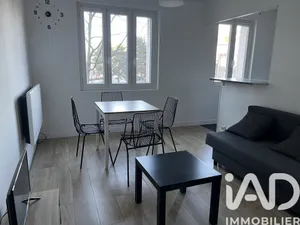 Apartment in Saint-Étienne (42100)