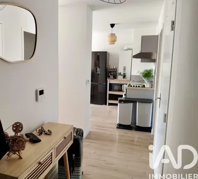 Apartment in Saint-Jacques-de-la-Lande (35136)