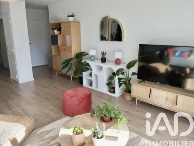 Apartment in Saint-Jacques-de-la-Lande (35136)