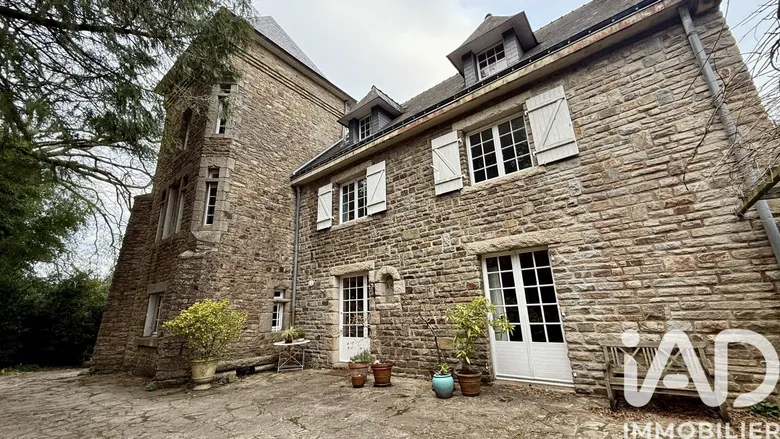 Maison 10 pièces 305 m² · à Pont-Aven · 305 m² · 690 000 €