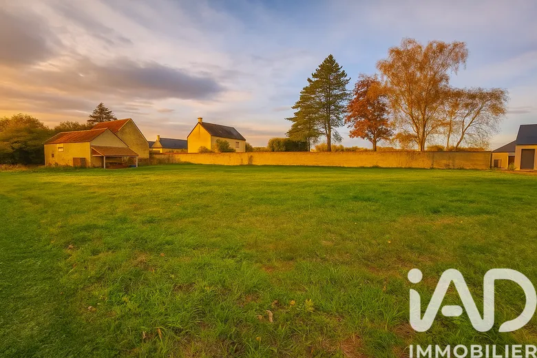 Terrain à Vaux-sur-Seulles (14400) · 85 000 €