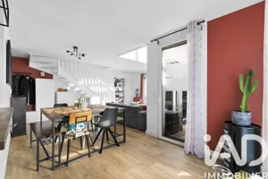 Duplex in Palaiseau (91120)