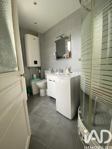 Apartment in Paris (75013)