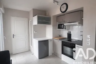 Apartment in Bègles (33130)