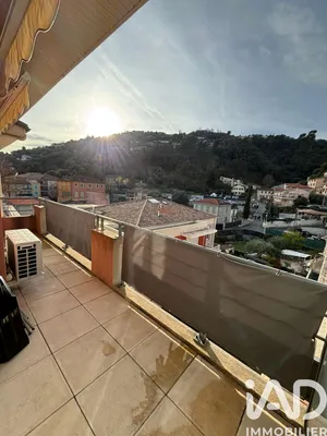 Appartement à Saint-André-de-la-Roche (06730)