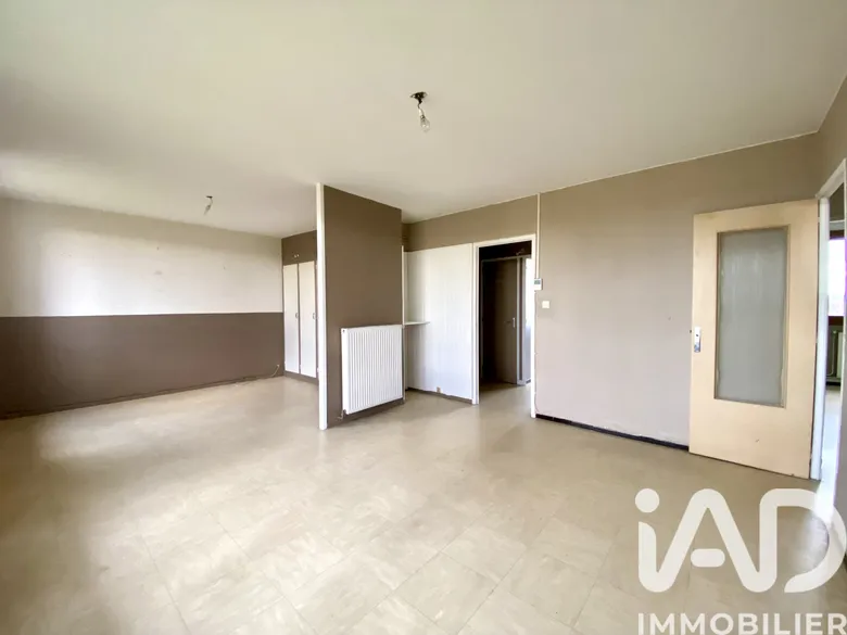 Appartement 3 pièces 69 m² · à Le Pontet · 69 m² · 80 000 €