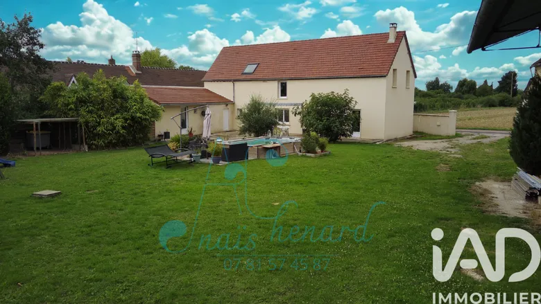Maison 6 pièces 150 m² · à Pers-en-Gâtinais · 150 m² · 265 000 €