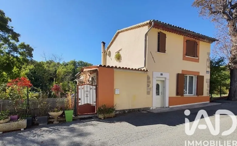 Maison 4 pièces 76 m² · à Montferrat · 76 m² · 249 000 €