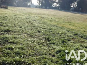 Terrain à Asques (33240)
