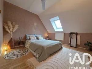 Maison traditionnelle à Saint-Fargeau-Ponthierry (77310)