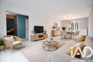 House in Verneuil-sur-Seine (78480)