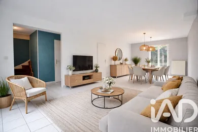 Maison à Verneuil-sur-Seine (78480)
