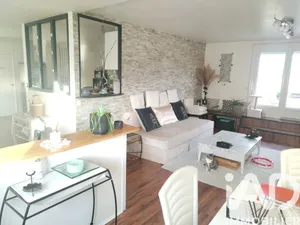 Apartment in Floirac (33270)