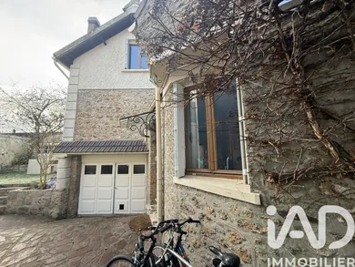 House in Longpont-sur-Orge (91310)