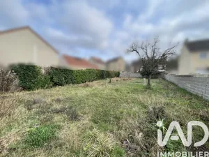 Land in Saint-Ouen-l'Aumône (95310)