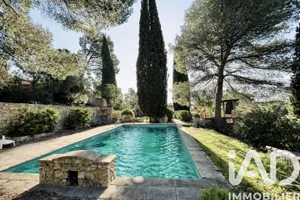 Maison à Toulon (83000)