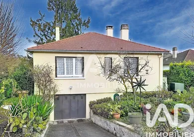 Maison à Maule (78580)