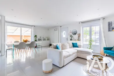 Maison traditionnelle à Paray-Vieille-Poste (91550)