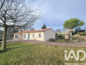 Maison à Le Puy-Notre-Dame (49260)