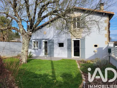 Village house in Valence-en-Poitou (86700)