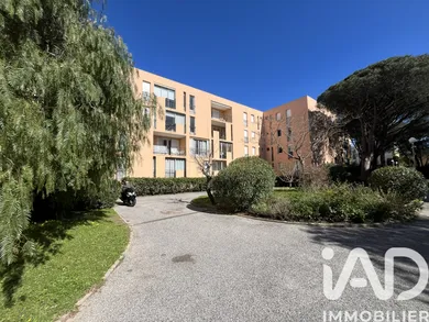 Apartment in Saint-Tropez (83990)