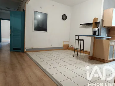 Apartment in Saint-Étienne (42000)
