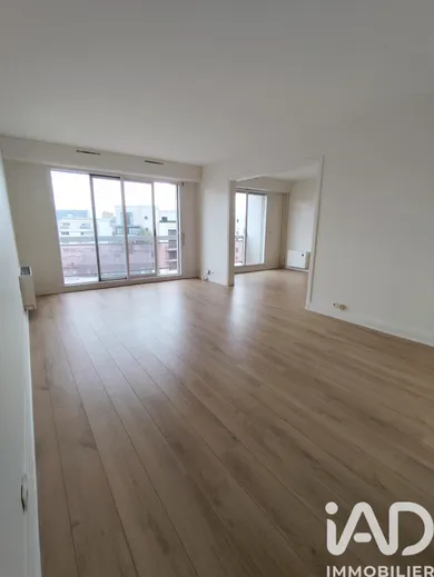 Apartment in Paris (75014)