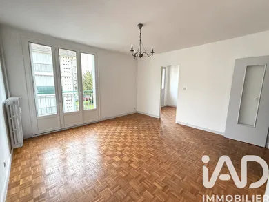 Apartment in Compiègne (60200)