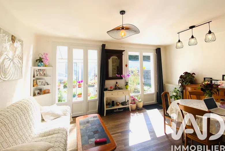 Maison 7 pièces 130 m² · à Rostrenen · 130 m² · 228 000 €