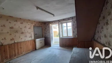 Village house in Lombard (25440)