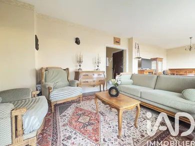 Apartment in Melun (77000)